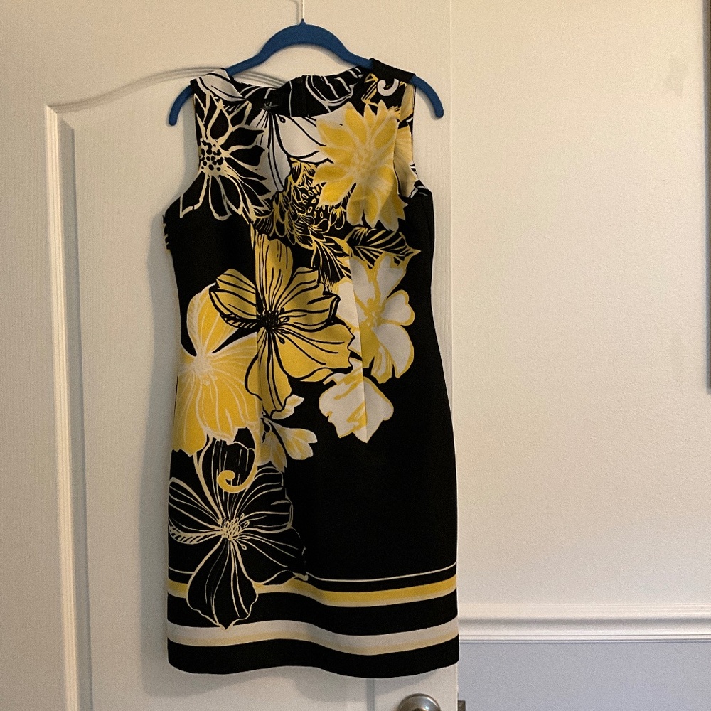 AGB gorgeous yellow and black dress size 10